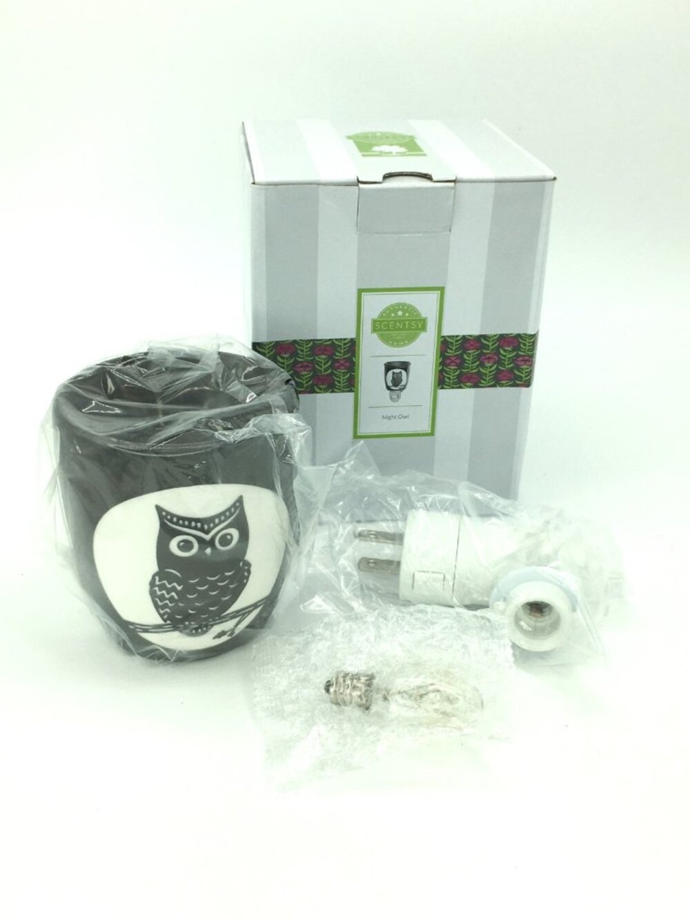 SCENTSY Night Owl Light Wall Plug In Wax Warmer Melt Gray NEW in Open Box